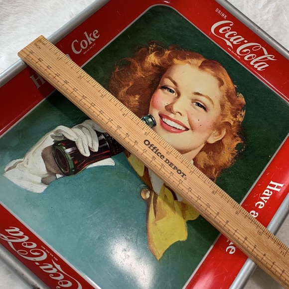 Coca-Cola redhead girl metal Tray - Picture 11 of 12